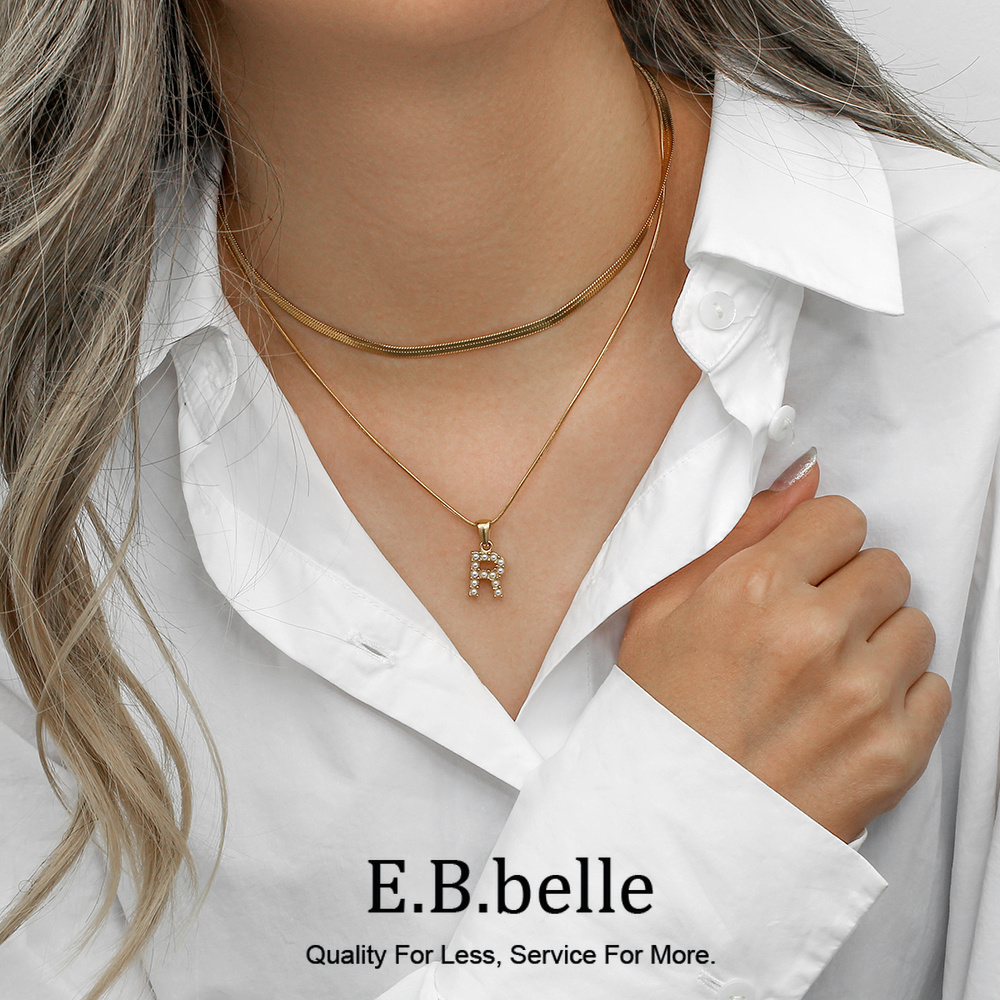 E.B. Belle Roestvrij Staal 18K - Initial Letter Necklace 18K Gold recensie en prijs