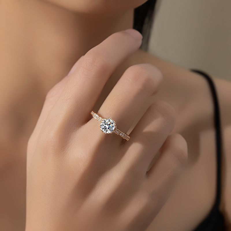 Feestdagcadeau Vierklauwige Bl - Moissanite Engagement Ring 1 Carat recensie en prijs